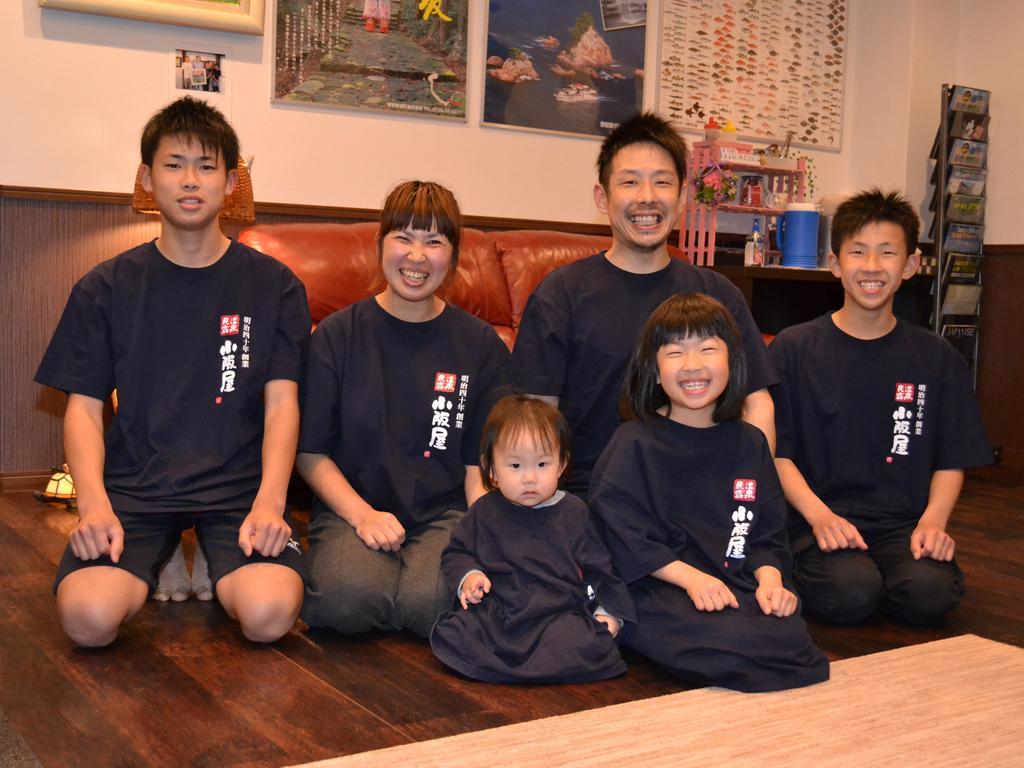Onsenminshuku Kosakaya Hotel Nachikatsuura Eksteriør billede